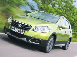 Debut. El crossover S-Cross ha tenido una muy buena acogida en el mercado mexicano.  /