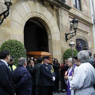 Paco de Lucía es despedido en su pueblo natal
