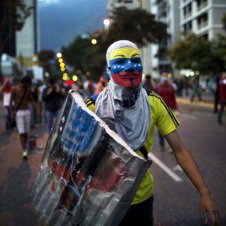 Capriles rechaza que el Gobierno pida paz mientras reprime