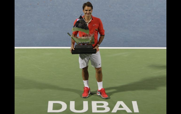 El suizo número ocho del mundo obtiene el título 78 de su carrera profesional, para ubicarse en el tercer puesto histórico. AP /