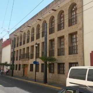 Manifestación de maestros deriva en asamblea