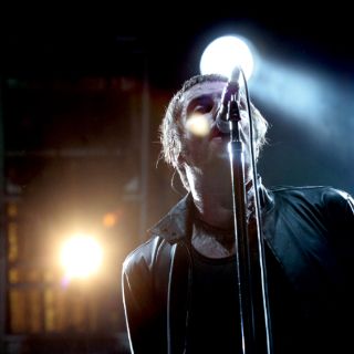 Oasis festejará 20 años de CD debut con reedición de lujo