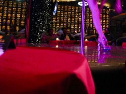 De noche. Aunque se piensa en Guadalajara como en una ciudad conservadora, ofrece una variada oferta de centros nocturnos.  /