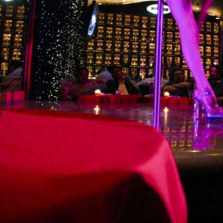 Ahí está viendo pasar el tiempo: de Lafayette a Chapu