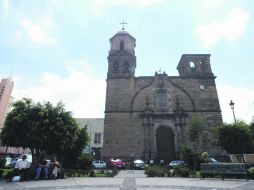 Descanso. El templo de Mexicaltzingo y el jardín donde se levanta.  /