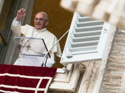 El papa, solicita a la comunidad internacional que 'apoye y favorezca' cualquier iniciativa de diálogo y paz. AFP /