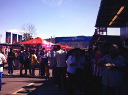 Vista del área de comida del estadio Omnilife.  /
