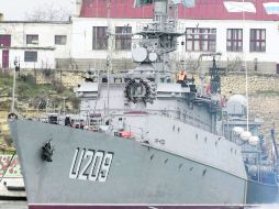 El Gobierno de Kiev ordenó el desplazamiento de buques guardacostas en varios puertos de la Península de Crimea. EFE /