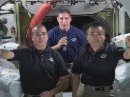 'Por tu increíble talento, felicidades por Gravity', dicen los astronautas. ESPECIAL /