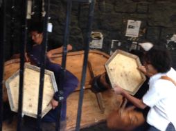 Jóvenes encapuchados tomaron por unas horas el auditorio Che Guevara pero fueron desalojados por estudiantes. SUN /