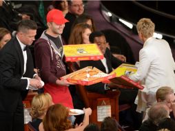 En Big Mama's & Papa's sabían que los Óscar habían hecho un pedido, pero nadie les advirtió que formarían parte del espectáculo. AP /