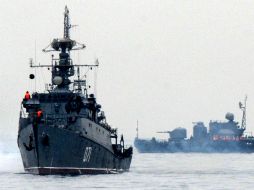 Las fuerzas rusas se desplegaron alrededor de la mayoría de los sitios estratégicos de Crimea. AFP /