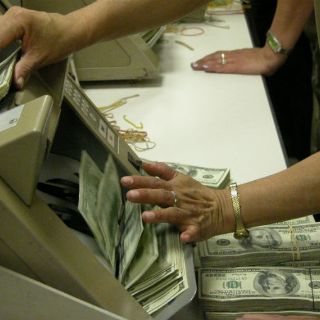 Reservas internacionales, con sexto máximo histórico en 2014