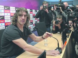 Tras 15 años, como futbolista, Puyol dijo basta. AP /