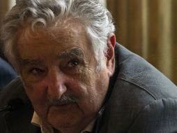 José Mujica recibe el premio de la Asociación Latinoamericana de Derechos Humanos por sus reformas. AFP /