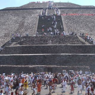Teotihuacán y Mariposas Monarca, atractivos del Estado de México