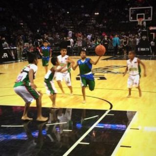 Niños Triquis cumplen sueño en la NBA