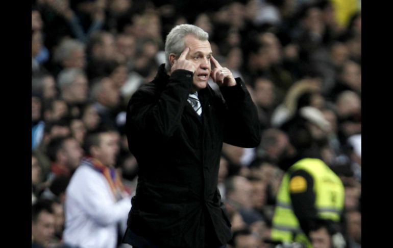 ''A cualquiera que me pregunte sobre mi futuro le diré que tengo contrato hasta el próximo 30 de junio'', comenta Javier Aguirre. ARCHIVO /