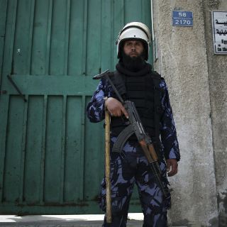 Mansur promulga la ley de elecciones presidenciales en Egipto