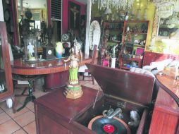 Conocimiento. Los anticuarios saben que no todo lo antiguo necesariamente es bueno.  /