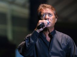 El cantante deleitó a la audiencia con canciones como 'Corazón Bandido', 'Amapola', entre otras. ARCHIVO /