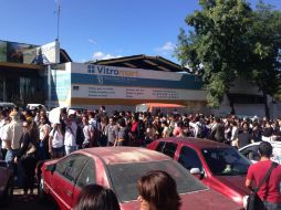 El contingente ya camina rumbo a la Plaza Liberación, donde el rector general, Tonatiuh Bravo Padilla dará un mensaje.  /