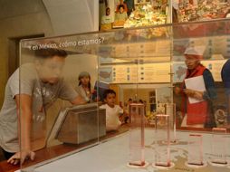 La exhibición está a cargo del Banco de México y el Museo Interactivo de Economía. ESPECIAL /