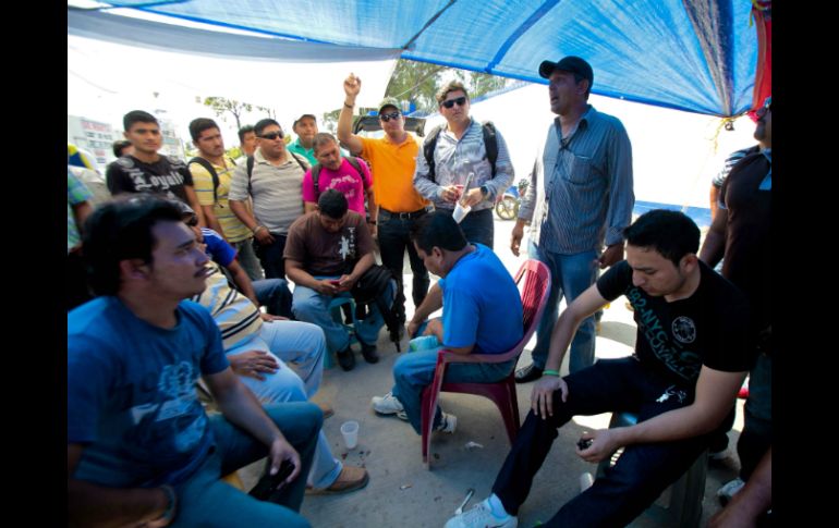 Trabajadores determinarán si liberan por completo los accesos a a zona portuaria hasta que se cubra el total del pago. SUN /