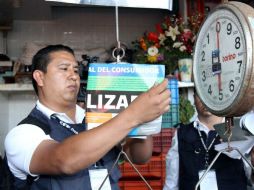 Cinco verificadores laboran en la delegación Jalisco de la Profeco, buscan contratar a más trabajadores. ARCHIVO /