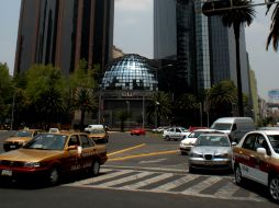 Ante la falta de indicadores económicos relevantes, los mercados operaron con pocos cambios. ARCHIVO /