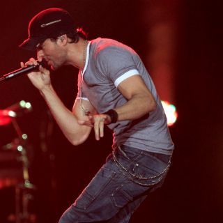 Enrique Iglesias llega a México con 'Sex and love'