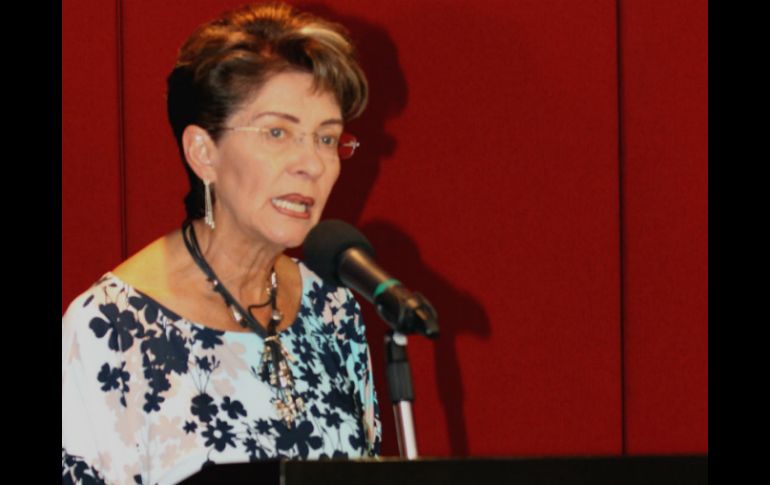 Mercedes Juan comenta que con la procuraduría se le daría sustento constitucional para avanzar en el Sistema de Salud Universal. NTX /