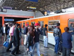 Las 11 estaciones que conforman la Línea 12 del metro del DF están cerradas desde el 11 de marzo. ARCHIVO /