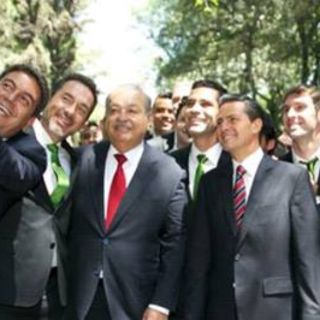 Peña y Slim, juntos en 'selfie'; celebran al León