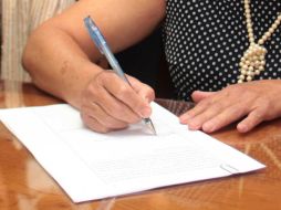 En estados como Nuevo León la cifra de mujeres que solicita un préstamo ha aumentado. ARCHIVO /