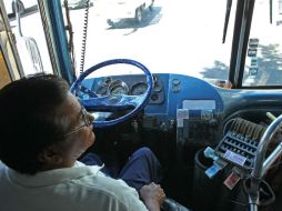 Al evitar que el chofer cobre se permitirá mejorar el servicio y restarles una distracción.  /