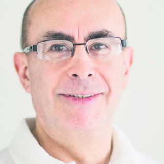 Ciencia, el escalón al saber