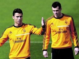 Cristiano Ronaldo (izq) y Gareth Bale (der) han comenzado a formar una dupla demoledora en el ataque del Real Madrid. EFE /