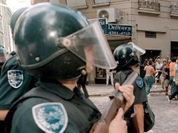El policía agresor efectuó una veintena de disparos dentro de la discoteca repleta de jóvenes. ARCHIVO /