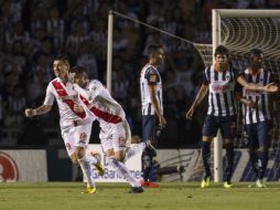 Fue en el minuto 60 cuando Carlos Morales consiguió la victoria para los Monarcas. MEXSPORT /