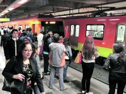Afectaciones. La llamada Línea Dorada cerró 11 de sus 20 estaciones. NTX /