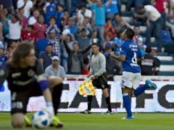 El Cruz Azul, de la mano del delantero Marco Fabián, se impuso el sábado 2-1 al Tijuana. MEXSPORT /
