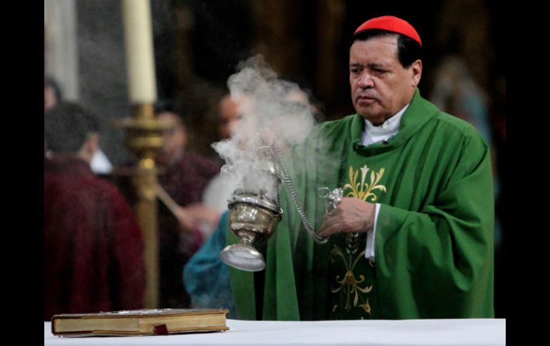 Norberto Rivera encabeza la homilía dominical en la catedral de la Ciudad de México. ARCHIVO /