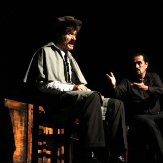 Develarán placa por 20 años de 'La Dama de Negro'