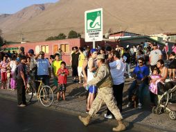 Al menos 105 mil personas fueron evacuadas esta tarde ante la eventualidad que ocurriera un 'tsunami menor'. EFE /