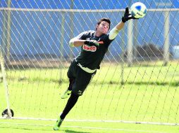 Pese a su joven trayectoria en Primera División, Antonio Rodríguez es un portero que busca consoliderase en Chivas. MEXSPORT /