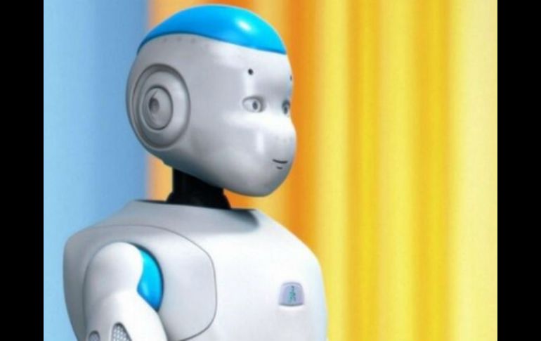 Romeo es un prototipo de robot de asistencia del futuro. ESPECIAL /