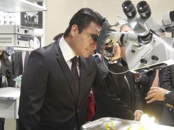 Aristóteles Sandoval durante la inauguración de 13 quirófanos en el Hospital Civil 'Juan I. Menchaca'.  /