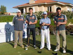 Rafael y Antonio tuvieron un momento de distracción rumbo al Clásico Tapatío.  /