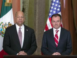 Luis Videgaray y Jeh Johnson ofrecen una conferencia de prensa luego de su reunión. NTX /